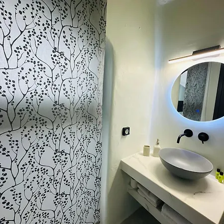 Traditional Mansion In Mykonos *